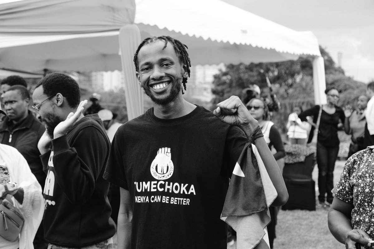 Ngartia's tweet image. Hi! 

My name is Ngartia. I am Kenyan. A writer, storyteller and, of late, a volunteer medical aid coordinator. I accidentally bumped into the third role while avoiding police violence. 

Story ilianza #June25th 

25/06/2025

The streets called. Kenyans responded. We were back!