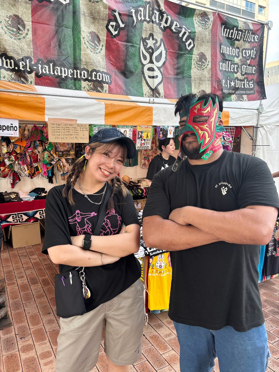 エルハラペーニョ1日店長ありがとうございました🌵🇲🇽

ひーさびさに会えた方たくさん!!!
会いに来てくれた皆さん、ほんとにほんとにありがとうございます😭💜嬉
元気でたよおおお、なんかしばらく頑張って生きれそう！！！！

W店長のビオレントジャック選手と📸