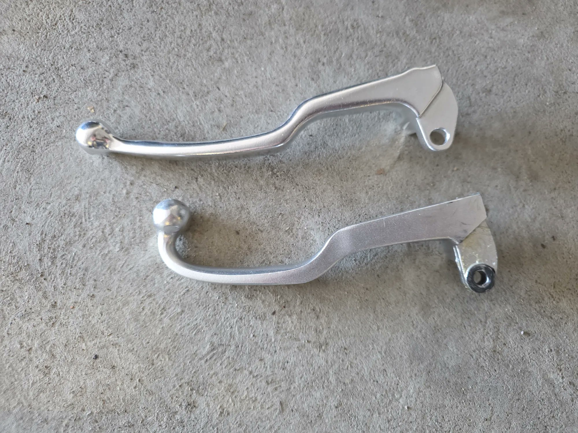 rgsdg 為に ベネリ TNT 125 135 2016 2017 オートバイ ハンドル