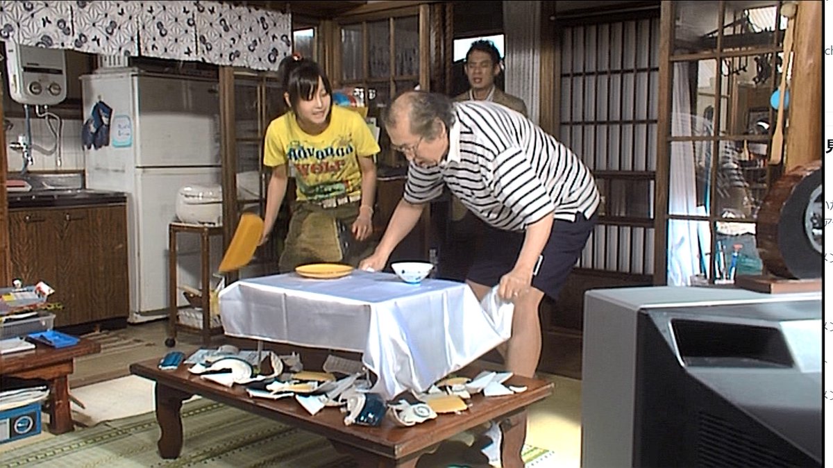 uraniwamoviecom's tweet photo. @skmz_icg 電車男の堀北真希はまだケータイ刑事の前で、女優の表情というにはまだ未達なまま演じてるのが逆に新鮮。駄目な兄貴を要所要所で支えてる、エルメスと結び付けたキーパーソンだし��い役を掴んだと思いますね https://t.co/RTYGaPKkEY