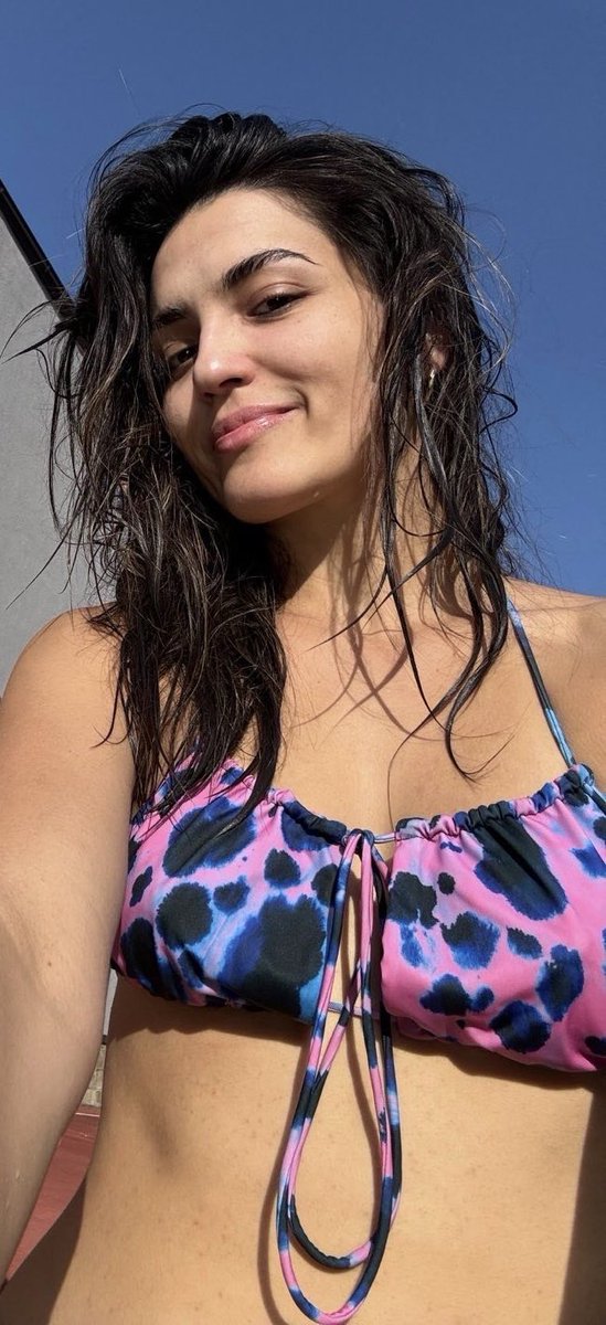 ZET SESTRI NAJBOLJE SMESTI !!!

ĆACI DUSAN BORKOVIĆ POSLANIK SNS a I PROFI VOZAČ JE U INTIMNOJ VEZI 

SA MAŠOM GULAN KOJA JE RODJENA SESTRA BORKOVIĆEVE ŽENE

BORKOVIĆ I MAŠA SU POBEGLI ZA USA JER JE MAŠA TRUDNA A ON JE TAMO SKLONIO NOVAC

BORKOVIĆEVA ŽENA JE POBEGLA OD SRAMOTE SA