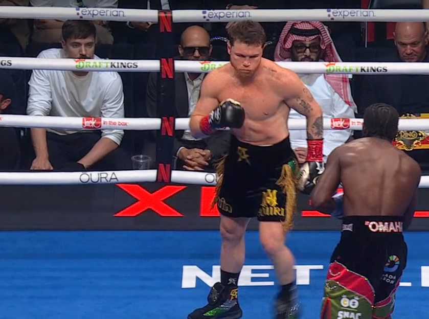 erickfmgReal's tweet image. El señor bestia viendo al canelo