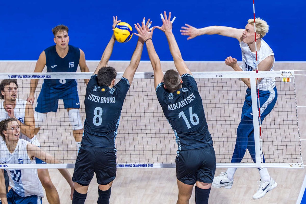 Voley_FeVA's tweet photo. ¡Enorme remontada y victoria ante Finlandia en el debut en el Mundial 🇦🇷🔥!

ARG 🇦🇷 3 - FIN 🇫🇮 2
19-25, 18-25, 25-22, 25-22, 15-11

🔝 P. Kukartsev, máximo anotador nacional con 20 puntos

🔜 15/9 23:30 vs COR 🇰🇷 

🌐 https://t.co/6K1ZlbZJmN https://t.co/VK3V8XSeeK