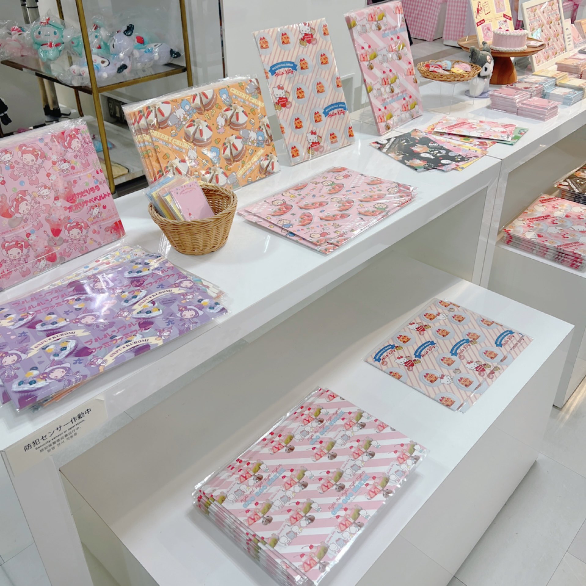 Yuppy♡様♡ハンドメイド♡ リバティ×ファーぷっくりツイン② Yuppy♡様♡ハンドメイド♡ リバティ×ファーぷっくりツイン②