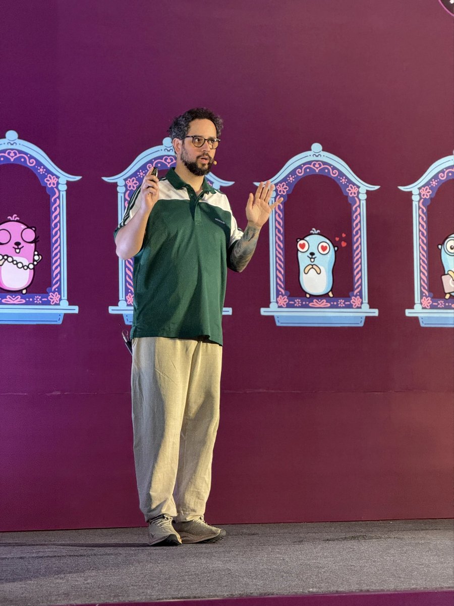 GopherConIndia's tweet image. The journey begins! 🌟

Alex Rios kicks off #GopherConIndia2025 with “United We Compile: Cross-Compiling CGO (with Zig)”. Time to explore Go cross-compilation magic. 

#GCI25 #Gopherconindia