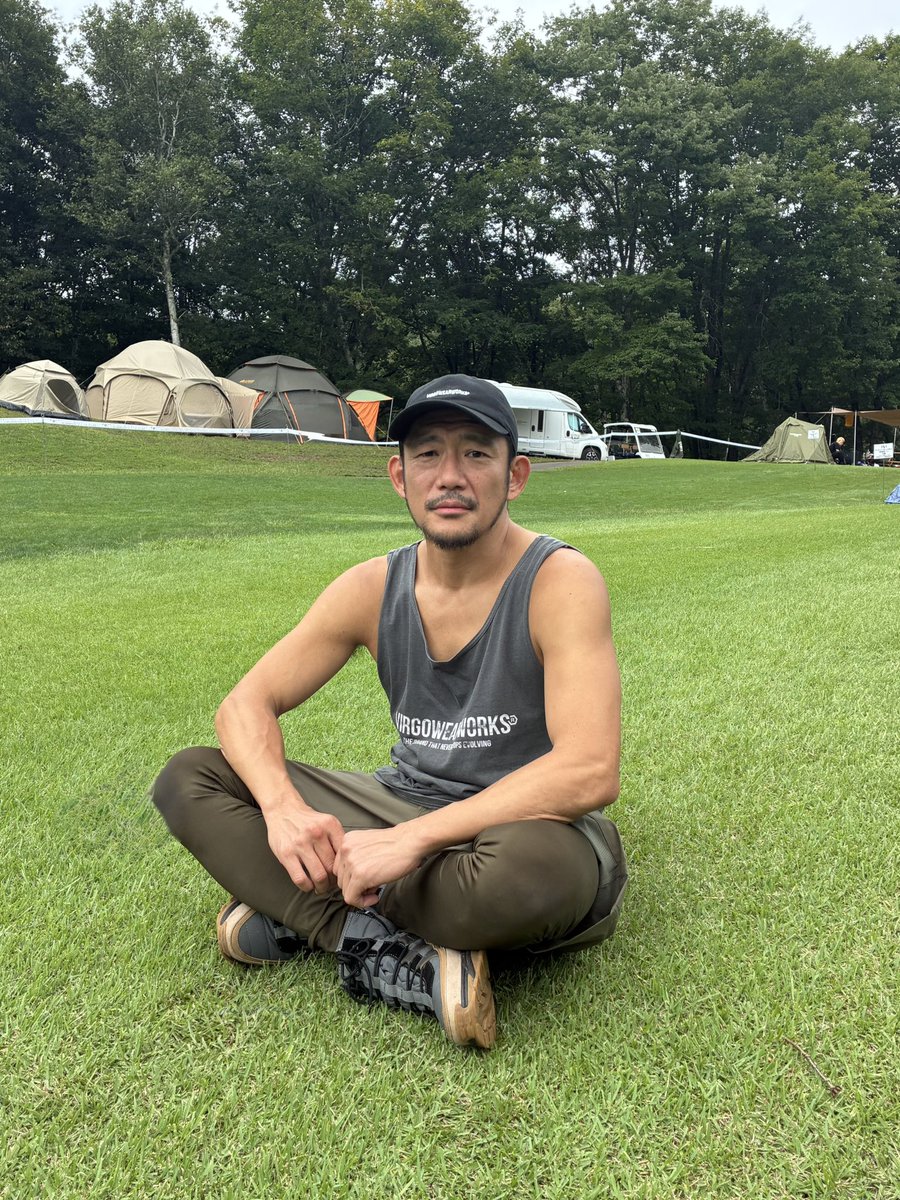 今年のニューアコ二畳半で取材させて頂きました！
凛々しいTOSHI-LOWさんの写真

#ニューアコ2025 
#ニューアコ
#NAC