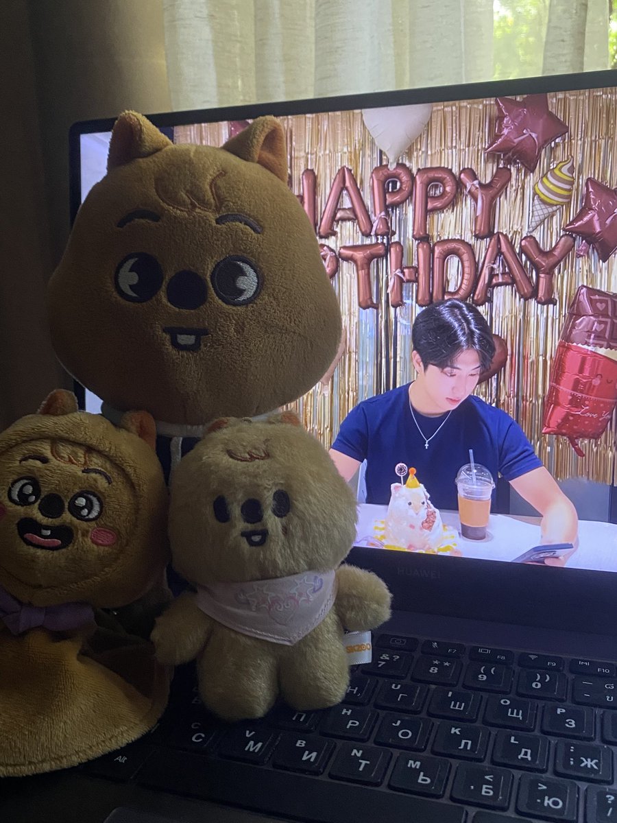 blessandsaveho's tweet photo. 🥳🥳🥳🥳HPBD
#꽃처럼_특별HAN_널_위해
#AlwaysHoldMyHANd
#HappyHANDay https://t.co/2XAEmo2ERU