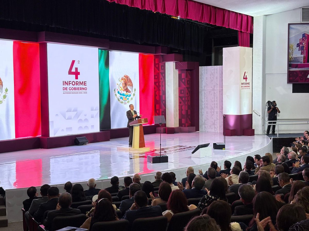 DelValleColosio's tweet photo. Gran informe de rendición de cuentas de nuestro gobernador @AlfonsoDurazo. 👏
Mi reconocimiento por estos 4 años de trabajo, resultados y oportunidades para las y los sonorenses.

Ha sido un honor acompañarlo en el arranque de la #transformación de #Sonora y hoy seguir trabajando, de manera coordinada, por el #bienestar de todas y todos.

Hoy podemos decir con orgullo que #SonoraSeTransforma 💪🏼