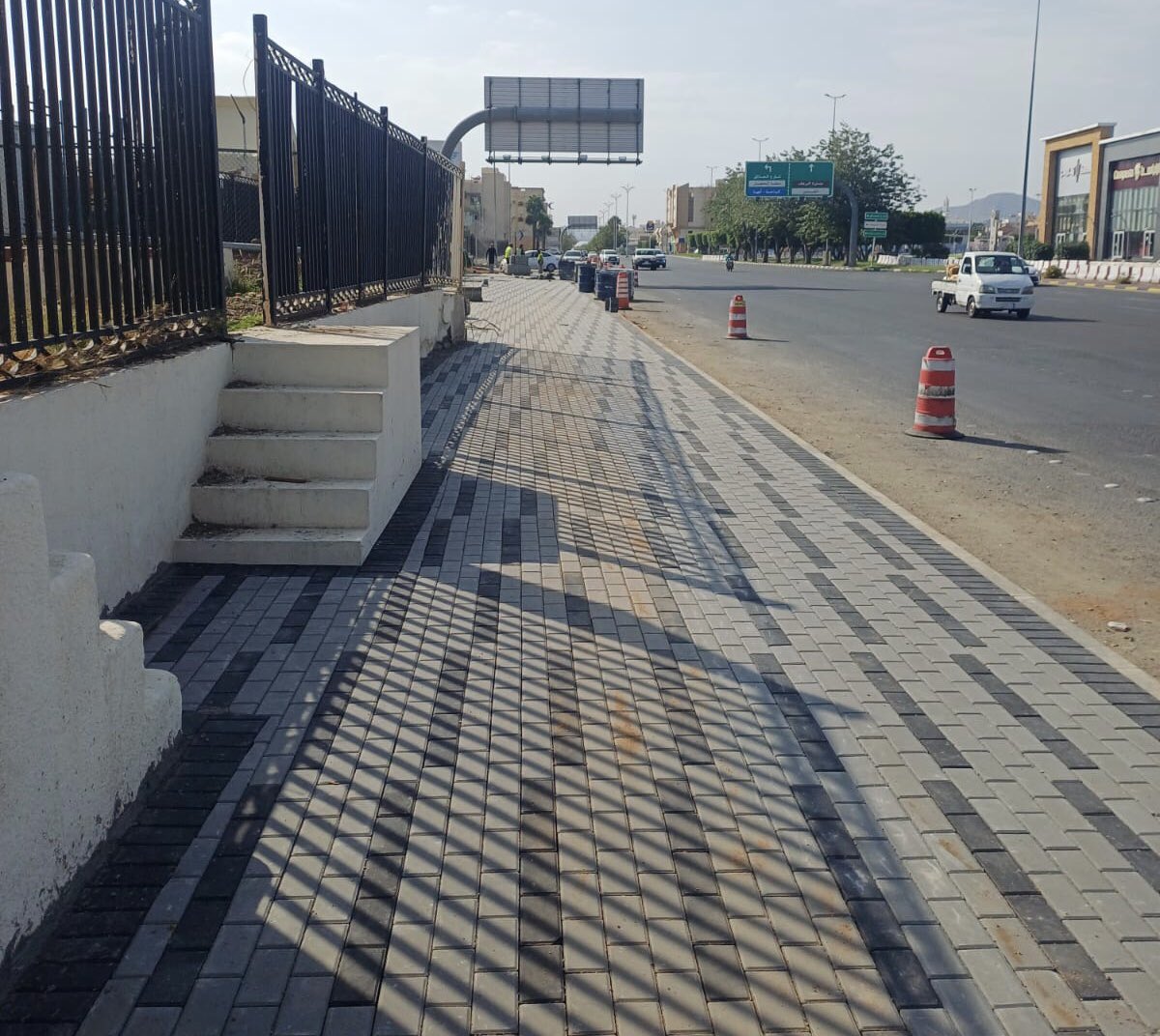 tc_gov's tweet photo. #أمانة_الطائف | مشاريع بلدية🏗️

🧱| يستمر الانجاز بمشاريع تطوير طرق مدينتنا .. مسارات للمركبات واخرى للمشاه .. لتحقق الطائف جودة الحياة في شوارعها https://t.co/W1C38zRkrQ