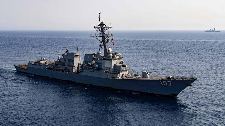 US seizes Venezuelan fishing vessel, escalating diplomatic tensions.
#USVenezuela #Diplomacy