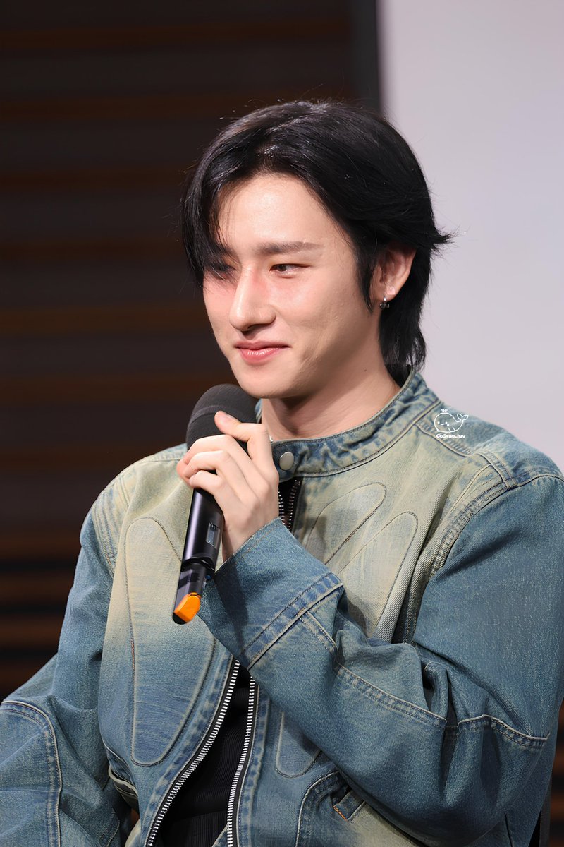 g05rae_luv's tweet image. 착둥이 창규니💜

250912
#몬스타엑스 #창균

(사진은 @monu_mbb 선물로 주었습니다아🤎)