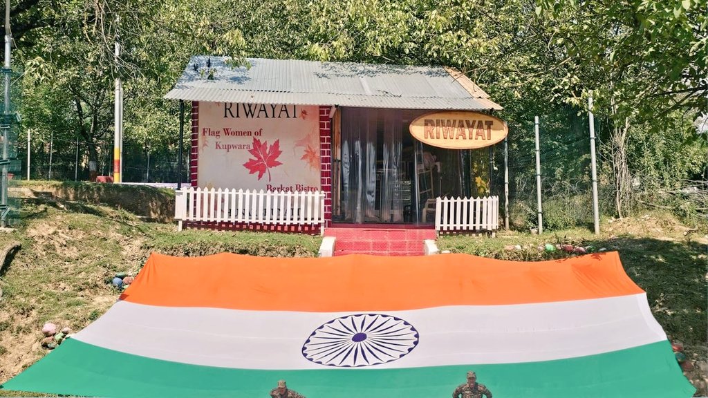 KupwaraTerriers's tweet photo. Another Feather in The Cap: Flag Women of Kupwara (FLWOK)a group of local women supported by Indian Army's Kupwara Terriers have prepared 45 x 30 Ft Size National Flag for one of the Premier Institute of Indian Army #NationalFlag #FLWOK
#WomenEmpowerment
#IndianArmy @adgpi https://t.co/6Su75akOST