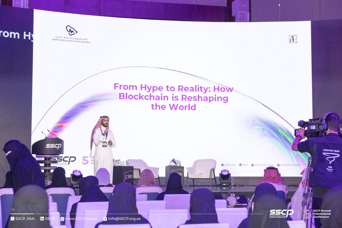 justmo5's tweet image. من حدث #SSCP25

شاكر ل @SSCP_KSA الدعوة الكريمة والشكر موصول للقائمين عليها، التنظيم والترتيب ماشاءالله مُبهر