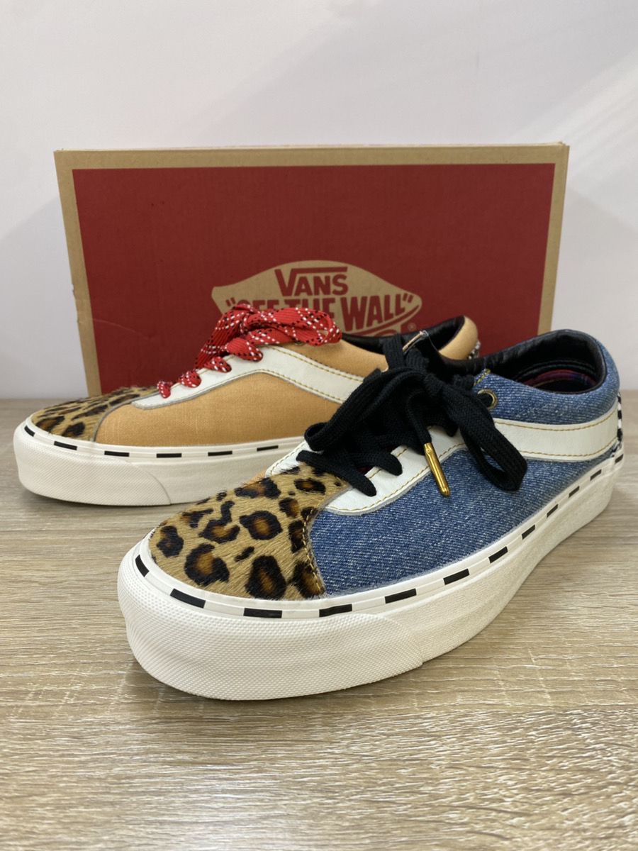 モノマニア四日市】【引き取り限定】 AMERICAN EAGLE CODY20