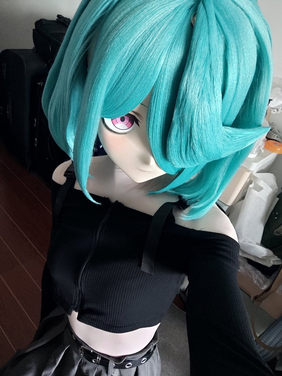 试装……