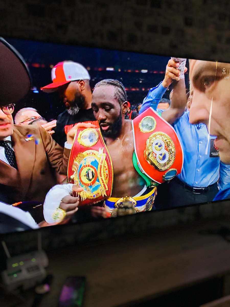 Sello_Chuene's tweet image. You did Budd.

#CaneloVsCrawford