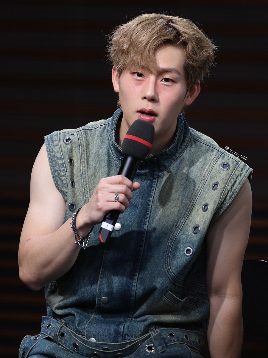 monu_mbb's tweet image. 250913 음악중심 미니팬미팅

아 허니 솜털 ㅠㅠㅠ