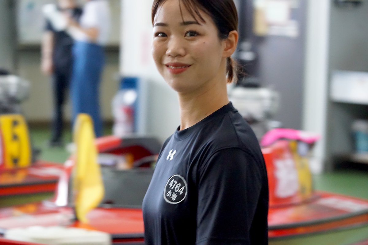 り*ゅ様 ボートレース 小池礼乃選手　ピンクパーカー EDOGAWA り*ゅ様 ボートレース 小池礼乃選手 ピンクパーカー EDOGAWA