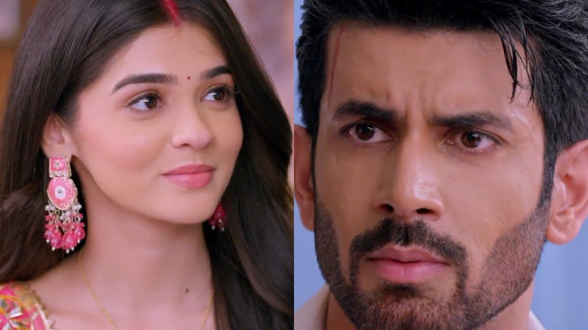 me_aswani's tweet photo. S:Mujhe aisey mat dekho
P:Kaise na dekhu?

S: Mujhe aisey mat dekho 
P : kaise?
S : Aisey, agar aisey dekhogi na toh tumhe mujhse pyaar ho jayega!!💕

What he once left unfinished, today he brings to completion💌

#KumkumBhagya #PraShiv #NamikPaul #PranaliRathod https://t.co/Tm4GywQ97r