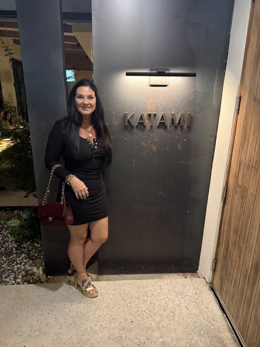Greeneyes82016's tweet photo. Katami for the win last night for dinner! 
Best sushi ever. Melted in my mouth. Drinks were amazing as well with a Smokey flavor to most of them…..
Have any of you ever ate here? Katami Houston Texas 
#Katami
#blackdress
#houston
#restaurant 
#hotwifey
#datenight
#followme https://t.co/fqCfJGFCoR