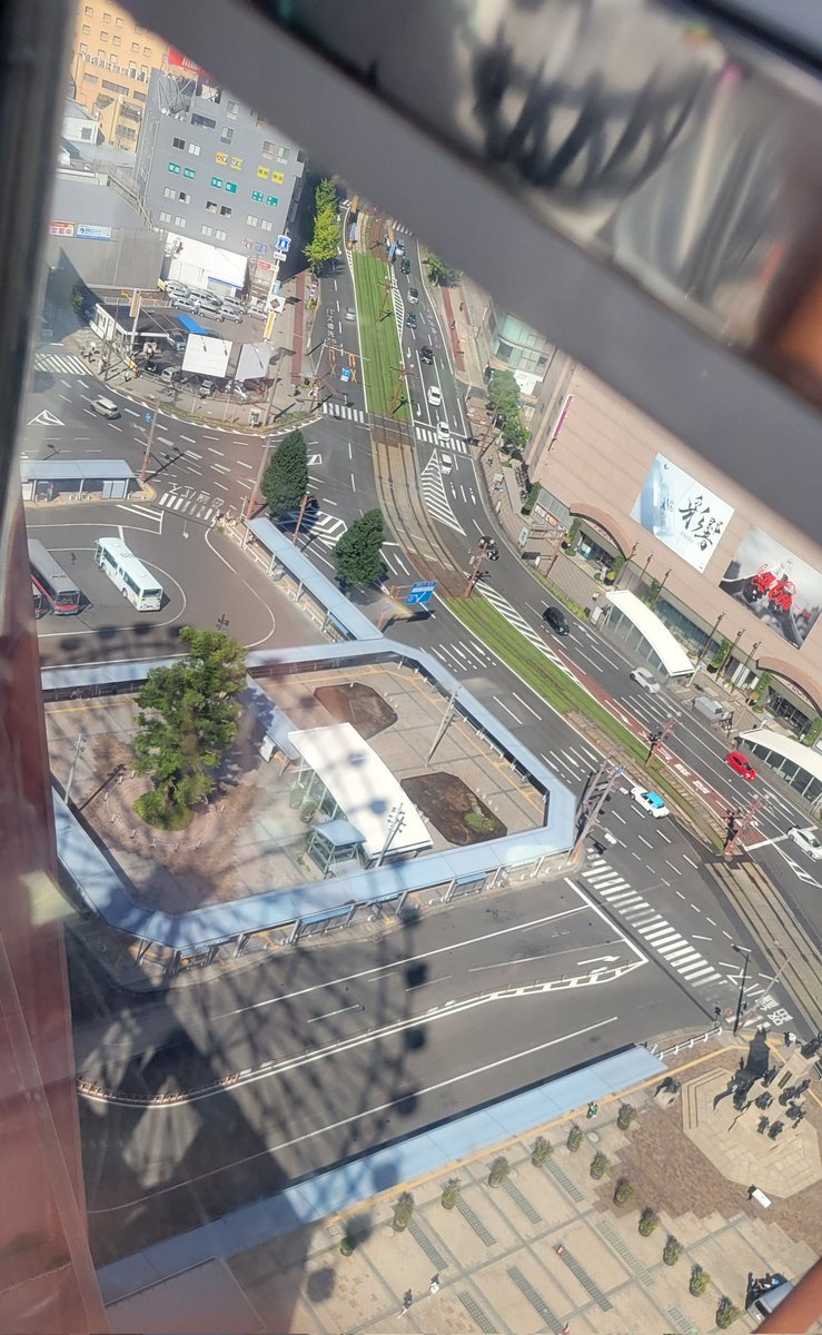 ８番出口観てからの観覧車🎡
ｺﾜｲ😭