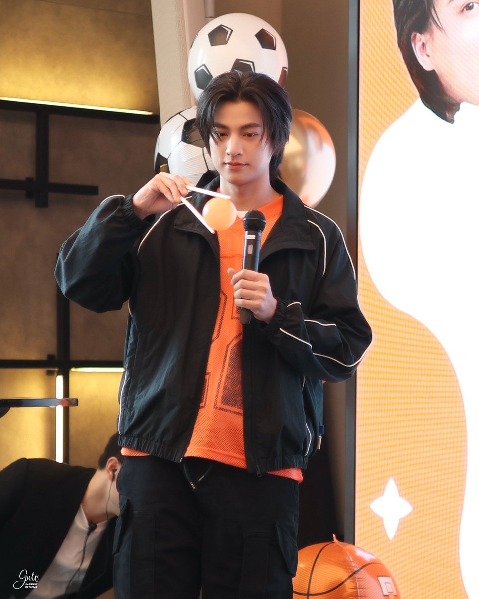 Gulfkanawutofc's tweet image. สกิลการใช้ตะเกียบของน้องกลัฟไม่เป็นสองรองใคร^^

SULWHASOO​ GLOW X GULF
#GlowwithGulf
@gulfkanawut