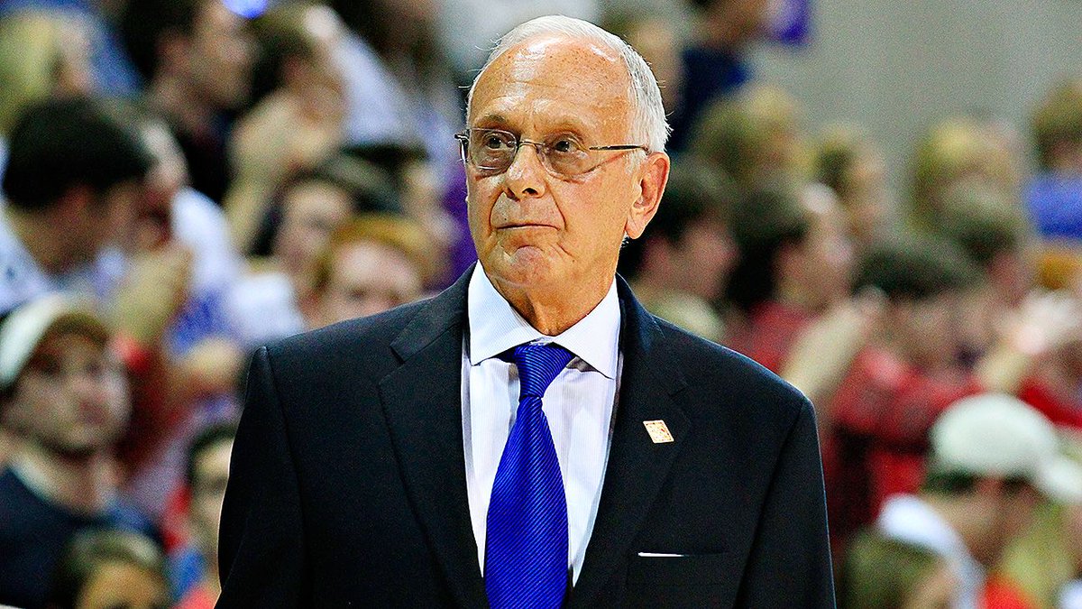 Horizonspte's tweet photo. #adayliketoday 1940 #American #Basketball coach and former player #LarryBrown was born in #NewYorkCity The only coach in basketball #history to win @NCAA and @NBA Championships. He took the @DetroitPistons to the 2004 Championship #Sports #English #LearnEnglish #Languages https://t.co/L7xvGHQJp2