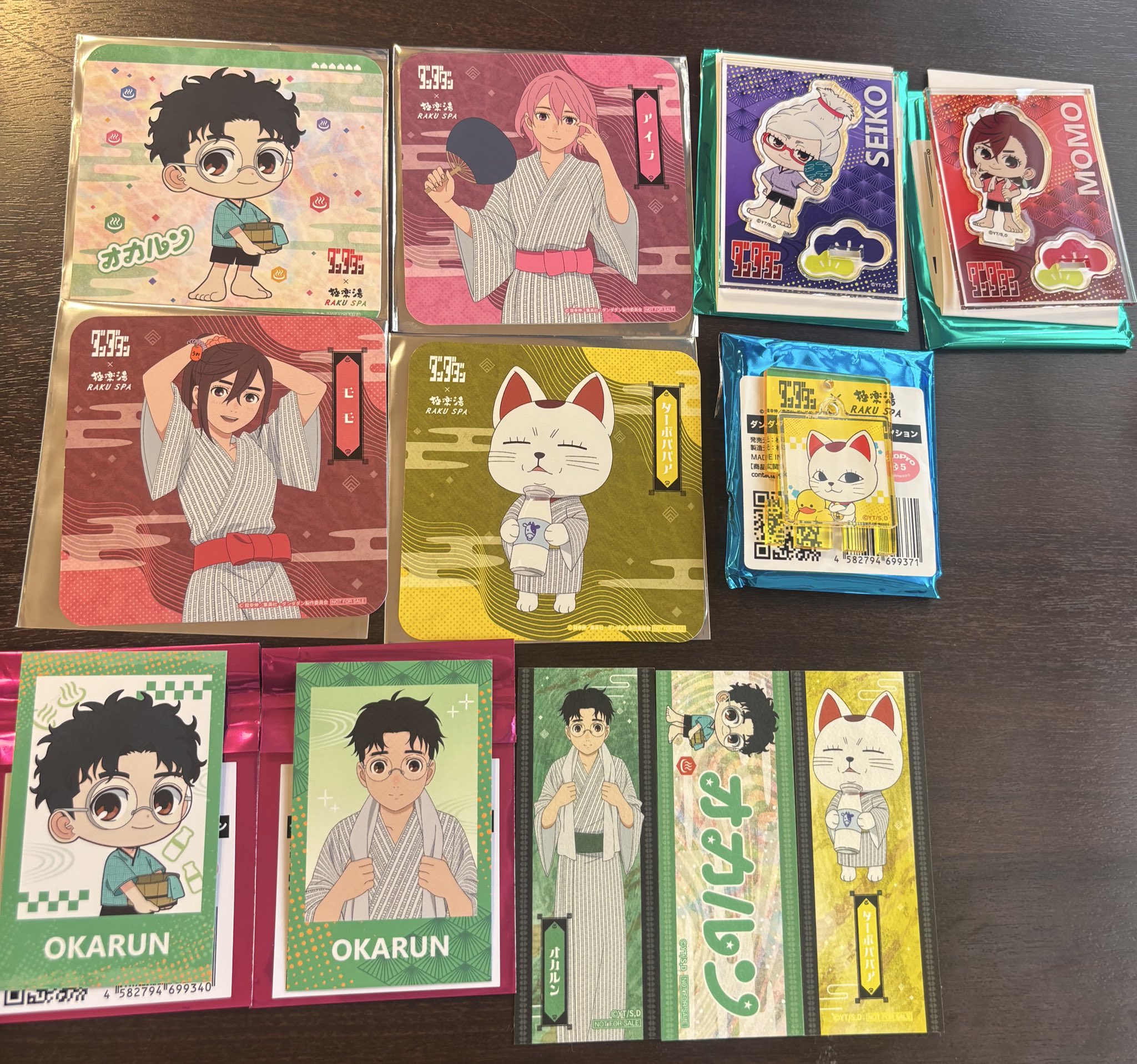 ダンダダン アクリルスタンド モモ オカルン アイラ ジジ 極楽湯 コラボ