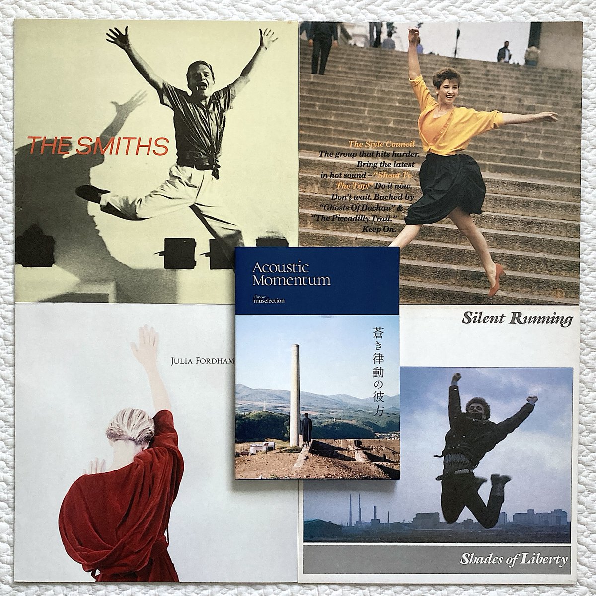 muselection's tweet image. ワ〜ィ！『Acoustic Momentum〜蒼き律動の彼方』
絶版だったシン・ネオアコ本を増刷再販します！
詳細はこちらでご確認を！
↓
instagram.com/p/DOknmZ9gfB-/…