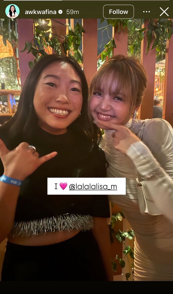 LISA BASE tweet media