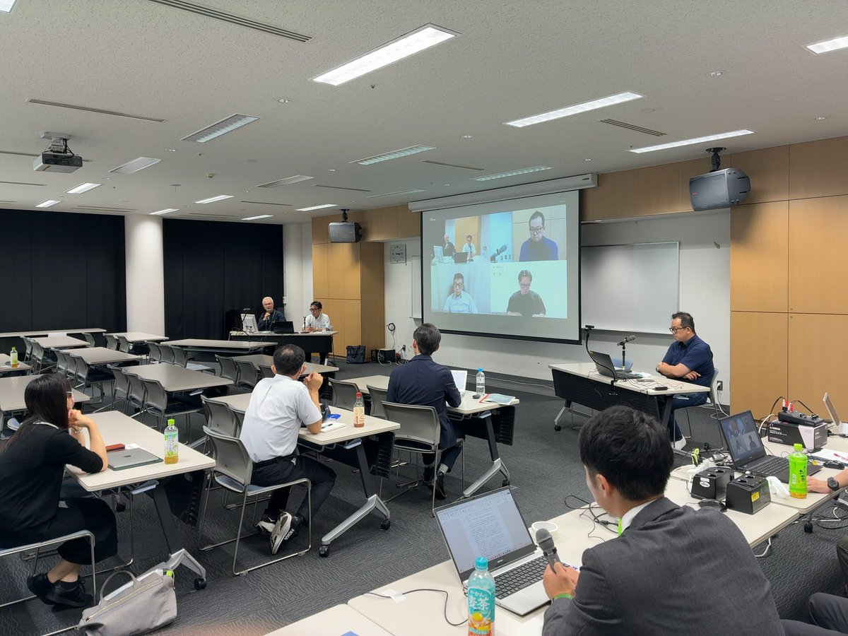 jsnpt_sc's tweet image. 最後のプログラム【総合討論】が始まりました❗️
頂いた質問に答えながら、これまでの議論をより深掘りしていく時間になると思います❗️
これからの不全脊髄障害の方向性が見えてくるかもしれません‼️
 #JSNPT34sc