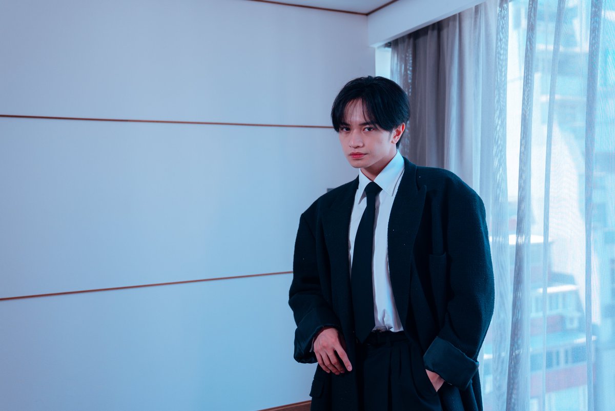 ONIPPON's tweet photo. 訪問：中島健人喜收繁體中文青眼白龍卡「一定會守護我們這一次台北公演順利演出！」
@KENTO_Team_N 
https://t.co/zo90HzzHsZ https://t.co/iJOJ6jYqw0