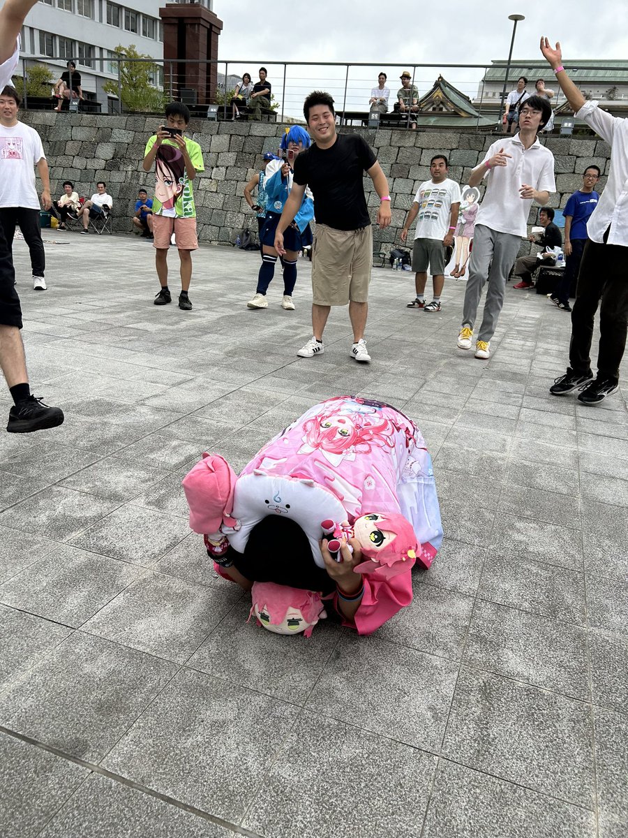 NeET(ニート) a.k.a ファミファ tweet media