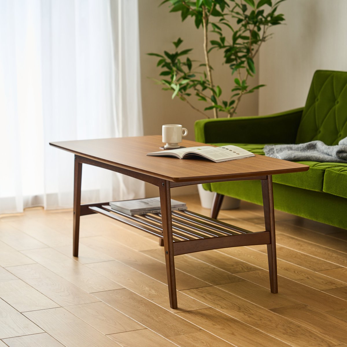 【美品】カリモク60 リビングテーブル 使いやすさをデザインした、リビングテーブル ／ 天板高さ48センチの