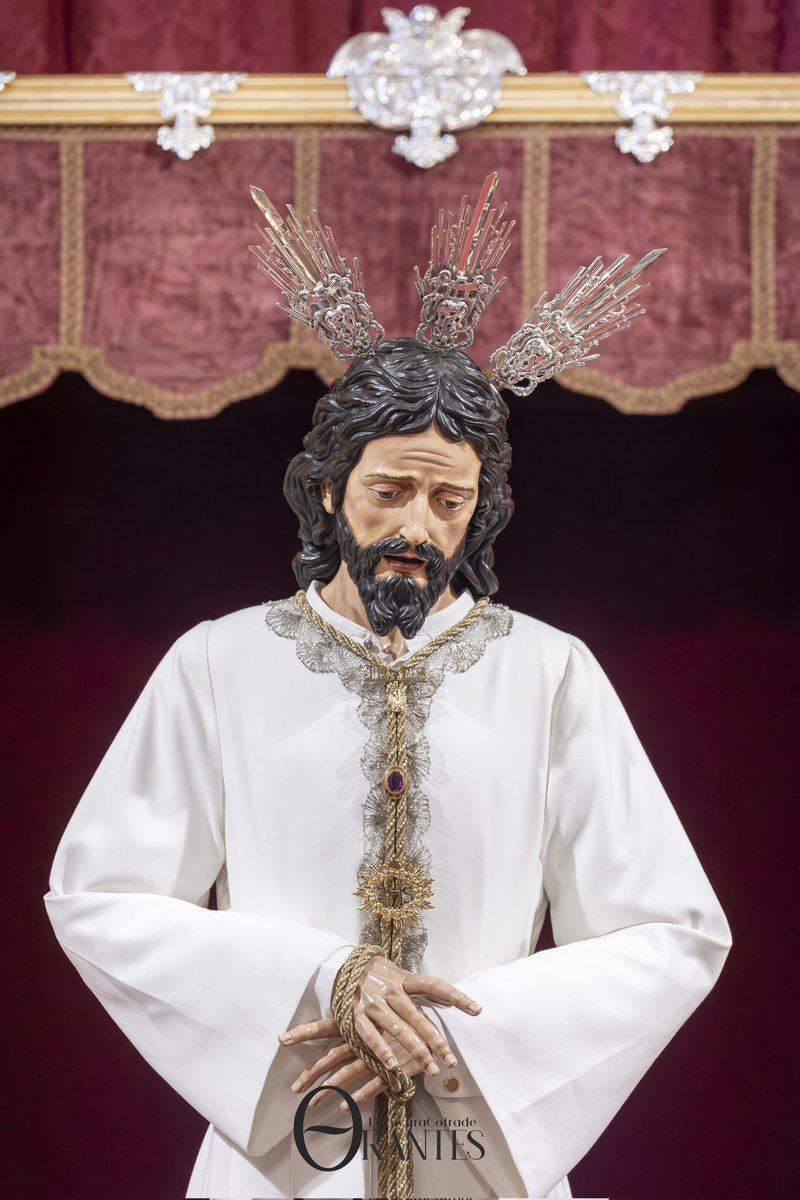 "Te adoramos, Cristo, 
y te bendecimos,
porque por tu Santa Cruz 
redimiste al mundo".

#Domingo, Festividad de la Exaltación de la Santa Cruz.

Nuestro Padre Jesús #Cautivo, ten piedad de nosotros.

Foto: Antonio Orantes.
<a href="/lalocuracofrade/">LaLocuraCofrade</a>