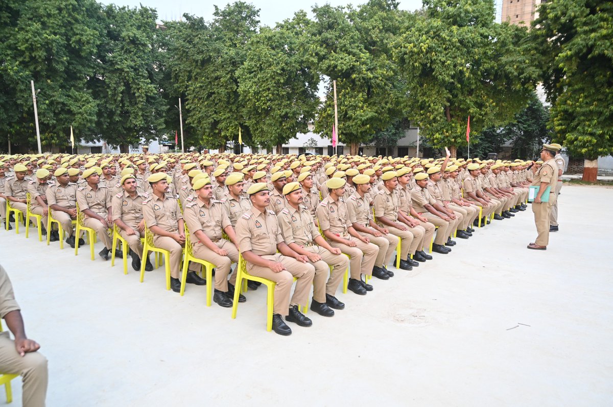 Police Training College Sitapur UP Police (@ptcsitapurupp) on Twitter photo संस्था में अपर पुलिस महानिदेशक श्री विजय सिंह मीना की अध्यक्षता में प्रशिक्षणाधीन प्रशिक्षुओं का मासिक सम्मेलन कराया गया, जिसमें संस्था के समस्त वरिष्ठ अधिकारी, कर्मचारी एवं प्रशिक्षुगण प्रतिभाग किए ।
<a href="/Uppolice/">UP POLICE</a>
<a href="/dgpup/">DGP UP</a>
<a href="/UPPoliceTrgHQ/">Training Directorate UP Police</a>
<a href="/Dr_brauppa/">Dr BR Ambedkar U.P Police Academy , Moradabad , UP</a> संस्था में अपर पुलिस महानिदेशक श्री विजय सिंह मीना की अध्यक्षता में प्रशिक्षणाधीन प्रशिक्षुओं का मासिक सम्मेलन कराया गया, जिसमें संस्था के समस्त वरिष्ठ अधिकारी, कर्मचारी एवं प्रशिक्षुगण प्रतिभाग किए ।
<a href="/Uppolice/">UP POLICE</a>
<a href="/dgpup/">DGP UP</a>
<a href="/UPPoliceTrgHQ/">Training Directorate UP Police</a>
<a href="/Dr_brauppa/">Dr BR Ambedkar U.P Police Academy , Moradabad , UP</a>
