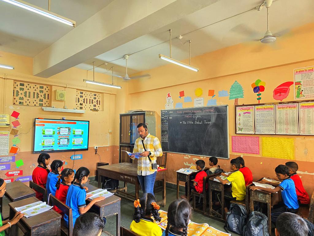 bmc_wale_sir's tweet image. “A smart classroom is not just about technology, it’s about smarter teaching and inspired learning.”✒️📚
@mybmc 
@mybmcedu 
@dadajibhuse 
@EduMinOfIndia 
#digitaleducation 
#bmcschool 
#mumbai 
#fsward