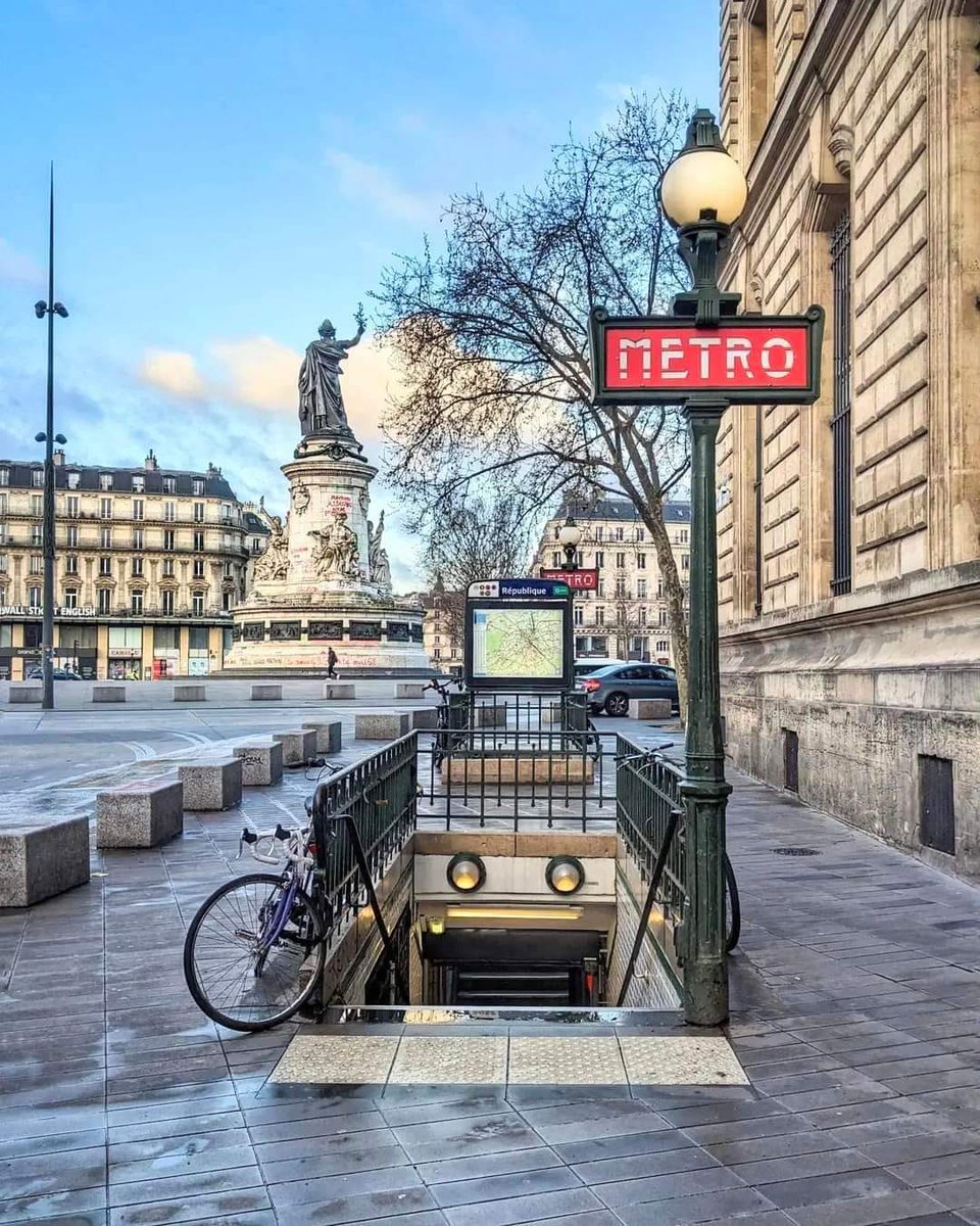 Republique metro Station