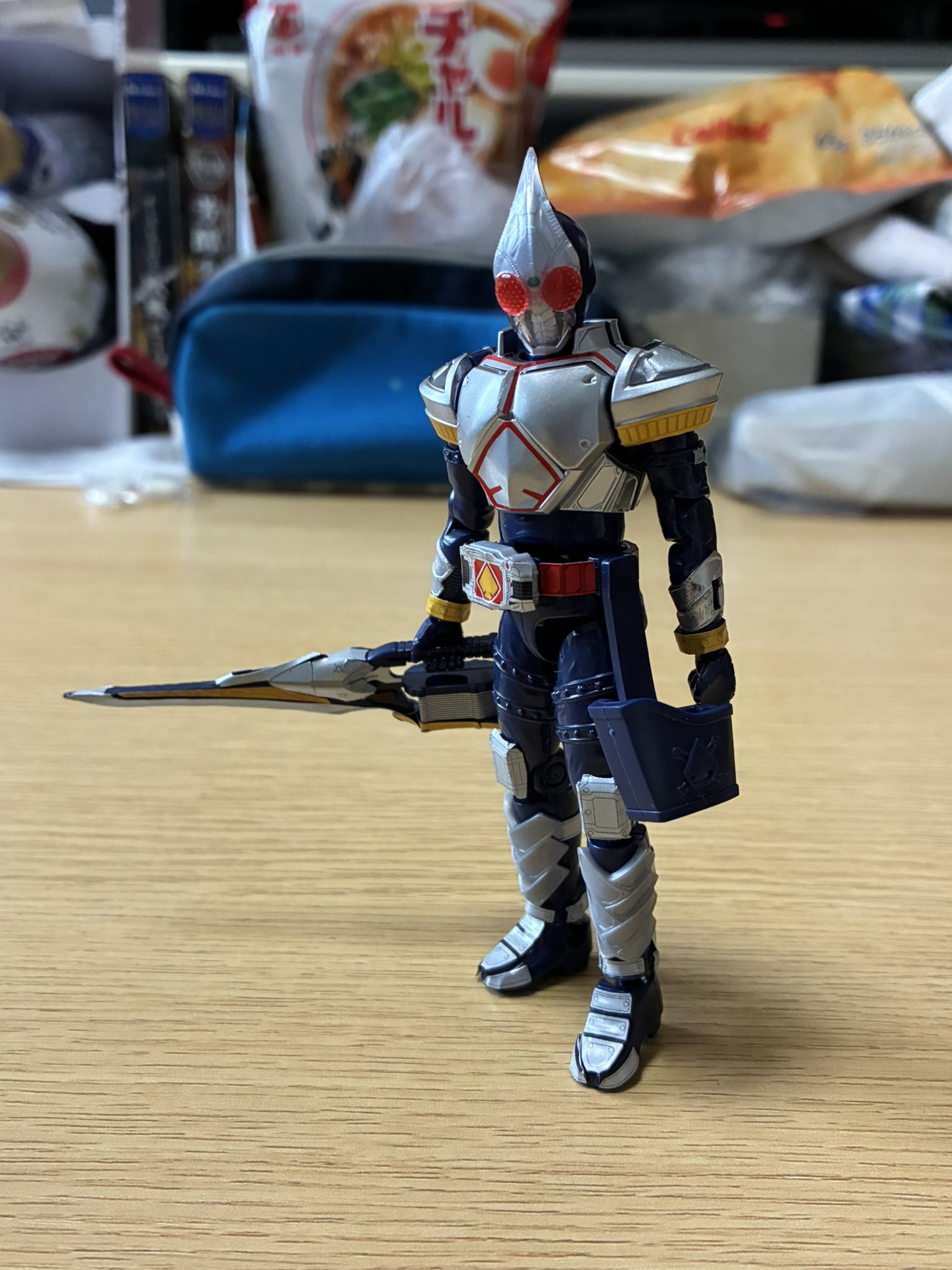 仮面ライダー剣（ブレイド）コスプレイヤー 装着可能ヘルメット 塗装完 受注製作 仮面ライダー剣（ブレイド）コスプレイヤー 装着可能ヘルメット