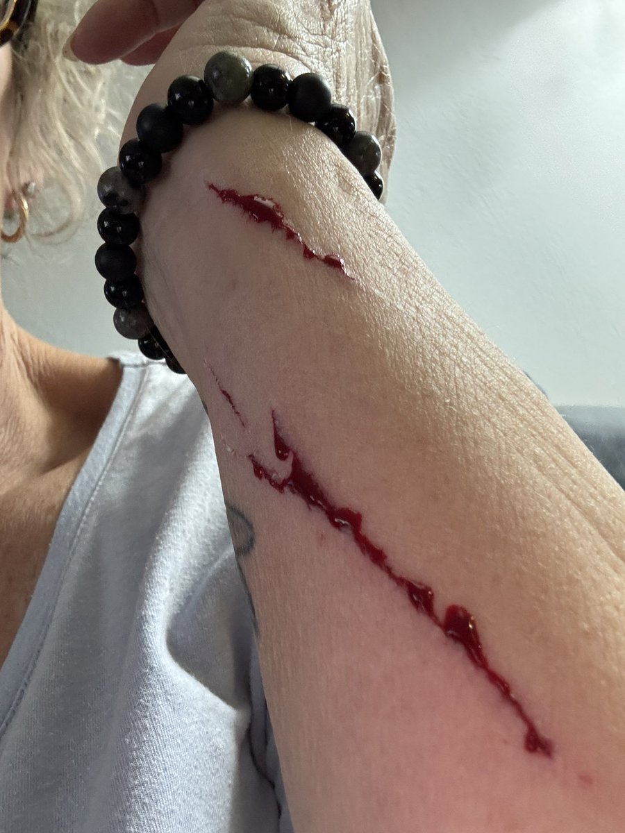 Got a bit cocky with clipping my pussy.