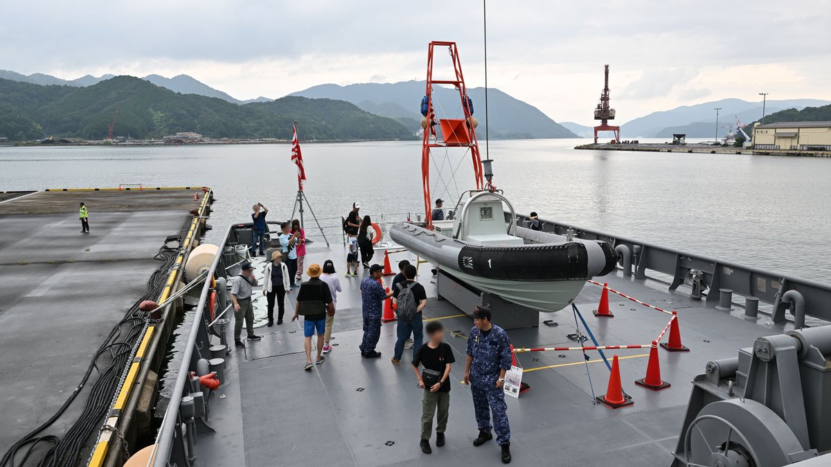 JMSDF_mrh's tweet image. 本日は #ブルーフェスタ2025 、総監部広報推進室ブースにお越しいただきありがとうございました🚢
総監部広報推進室は今後も各地のイベントに参加します！　よろしくお願いいたします！
#海上自衛隊 #海自舞鶴