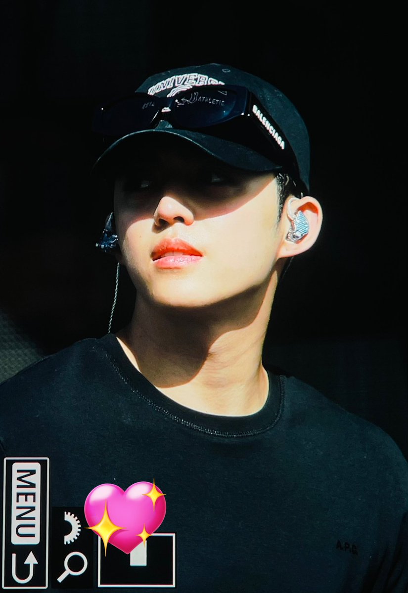 LoveHope_84's tweet photo. 250914 NEW_ in 인천 #에스쿱스

#세븐틴 #seventeen #에스쿱스 #SCOUPS #승철 #최승철 https://t.co/mpkUiynRGL