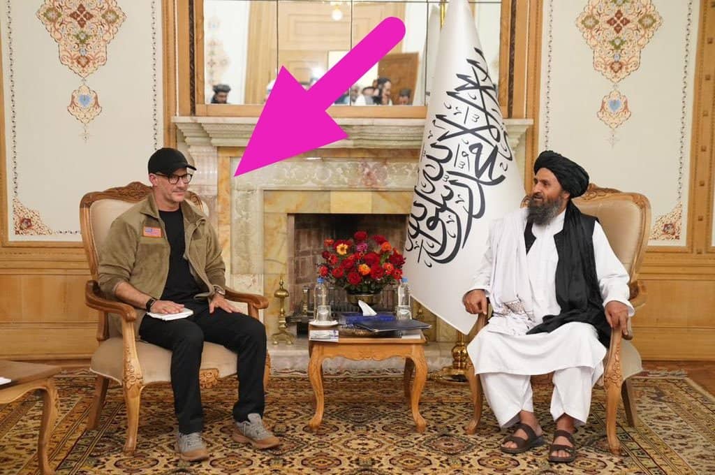 *چی مونږ یی په رسميت نه یو پېژندلی*
*له استازي سره یی بيرغ هم نه لګوو...*
*د ملنګ طالب زور*
❤❤❤