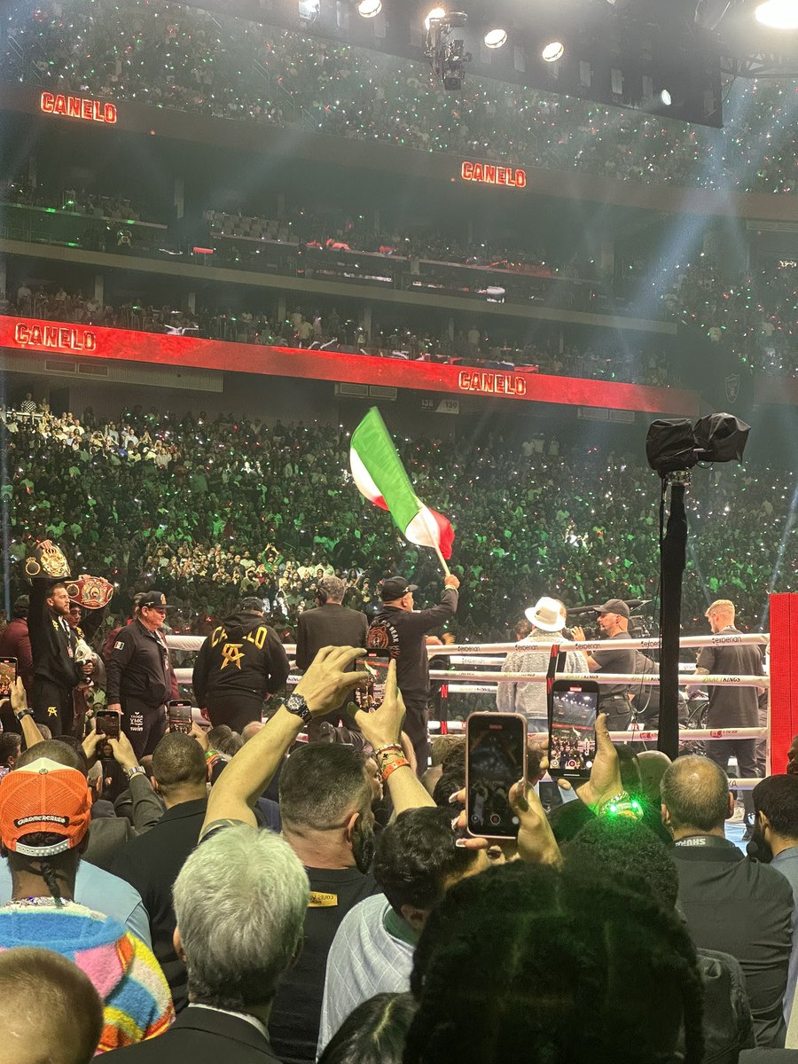 brianphillips_7's tweet image. Well done team Crawford @rosainmyheart 🥊👌🏻👏🏻