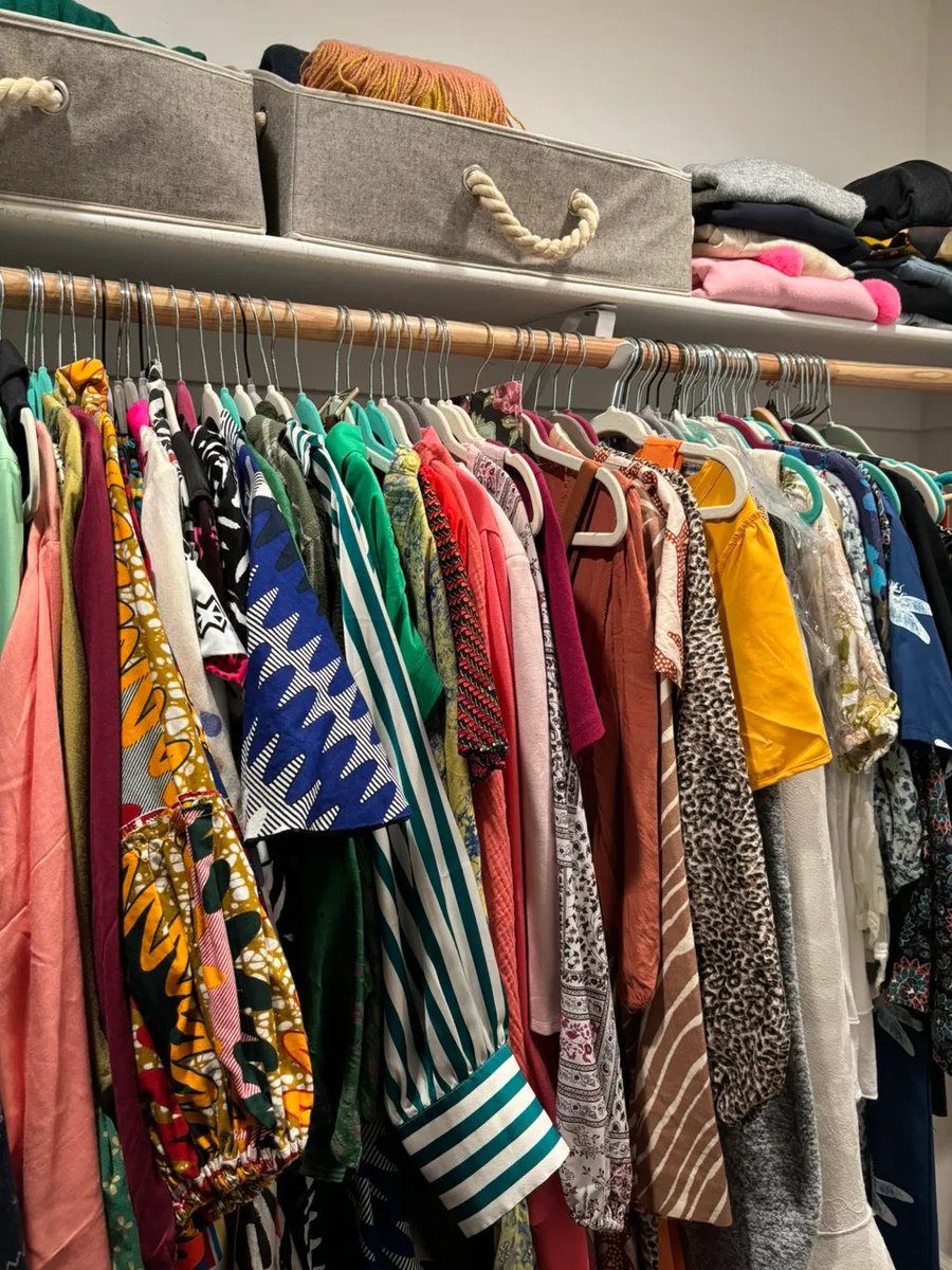 A Professional Organizer with home organizing specialization, helping families and singles to achieve a more peaceful home routine. I like to say to my friends and clients that because organization filled my cup, it was time to give to others and that’s when I realized people