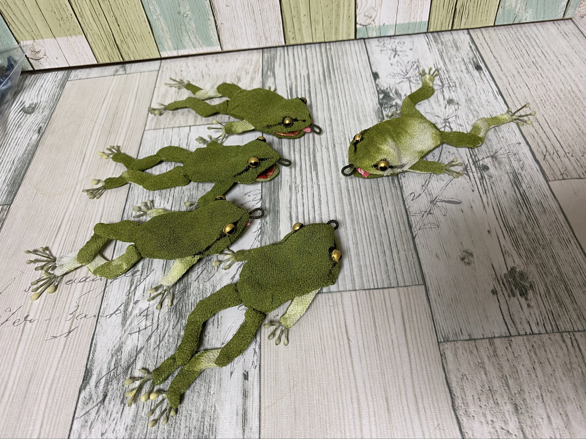 絵違い　超能力蛙　日4枚 絵違い 超能力蛙 日4枚 絵違い 超能力蛙 日4枚