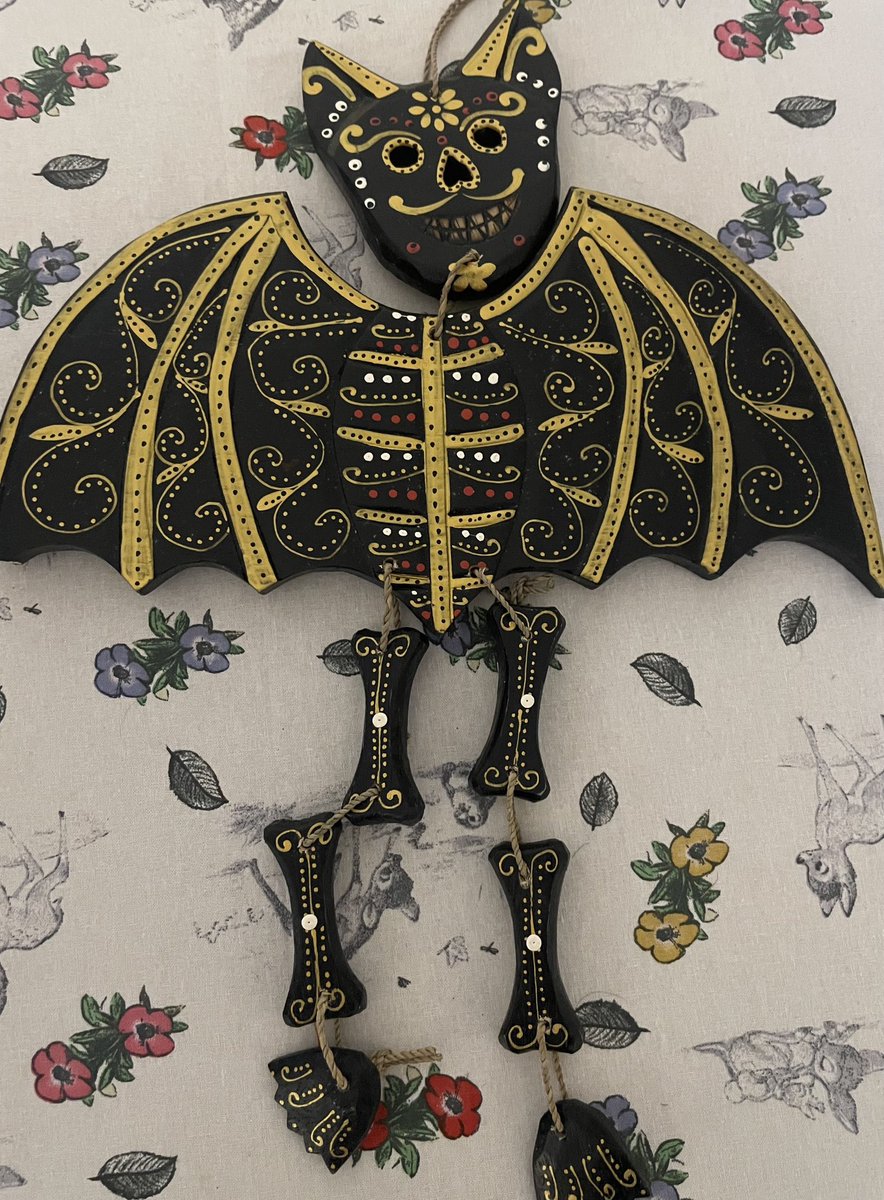 masato_jones's tweet image. For #Halloween we have #dayofthedead 

Imported from Mexico photos of the Bat @parishcounclerk who purchased recently 

Find in #Halloween masato.co.uk #fairtrade #shopindie