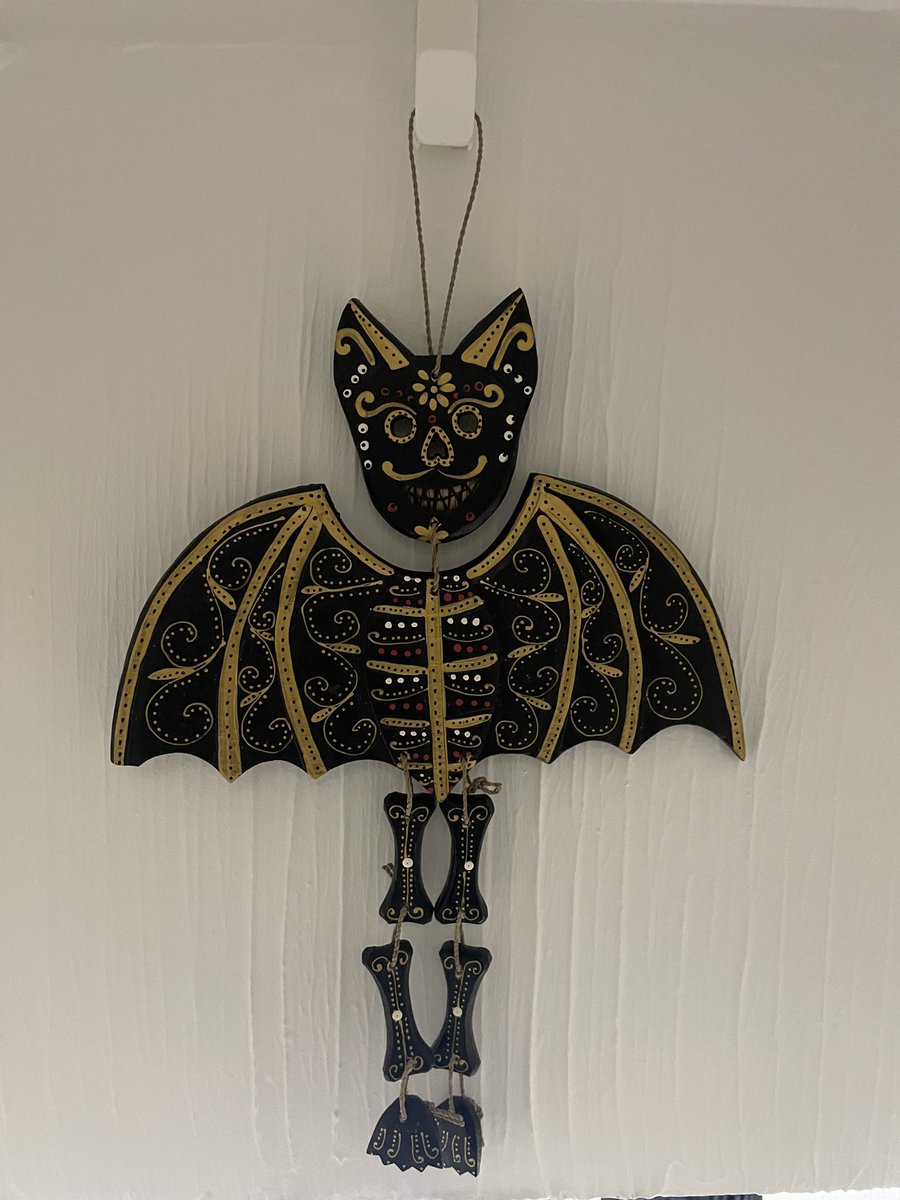 masato_jones's tweet image. For #Halloween we have #dayofthedead 

Imported from Mexico photos of the Bat @parishcounclerk who purchased recently 

Find in #Halloween masato.co.uk #fairtrade #shopindie