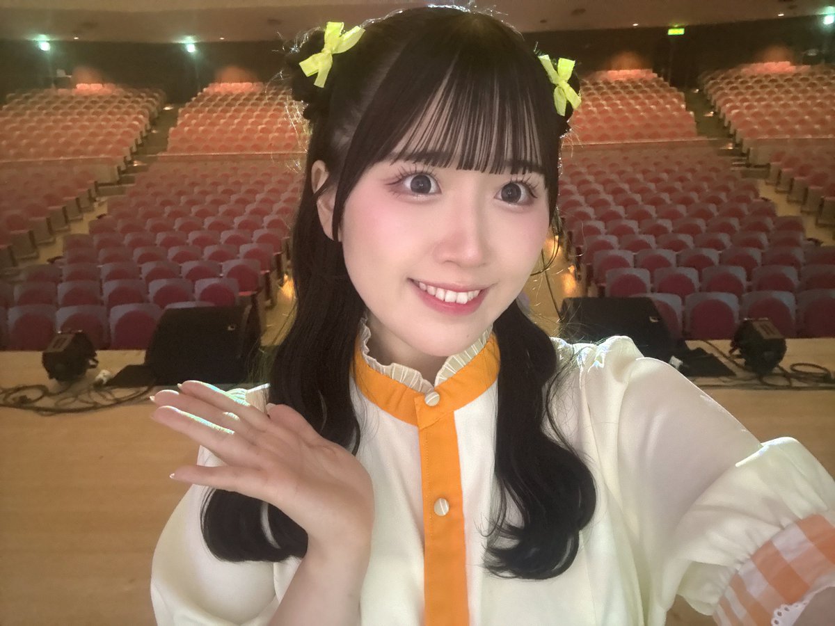 2004chii's tweet photo. 『キミとアイドルプリキュア♪ドリームステージ♪』愛媛松山公演ありがとうございました🎀ིྀ︎🌟

愛媛のみんなも、遠方からのみんなもありがとう☺️🍊元気いっぱい！一緒に楽しんでくれて嬉しかったです♡♡

明日は岡山です✨

 #劇団飛行船  #ドリステ  #precure https://t.co/nRv4Z66Omo