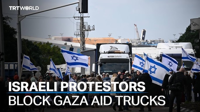 Se puede cortar una carretera para denunciar la normalización del genocidio o se puede cortar una carretera para impedir que la ayuda humanitaria le llegue a 2 millones de personas, la mitad niños, a las que se está matando de hambre.